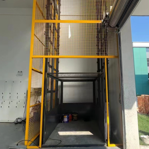 渭南导轨式升降机助力物流园破解运输难题